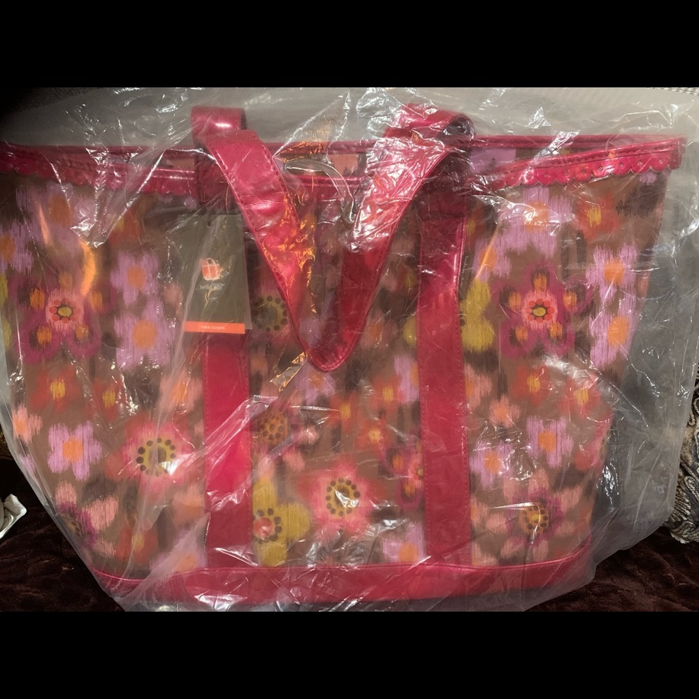 Lindsay Phillips beach bag with towel